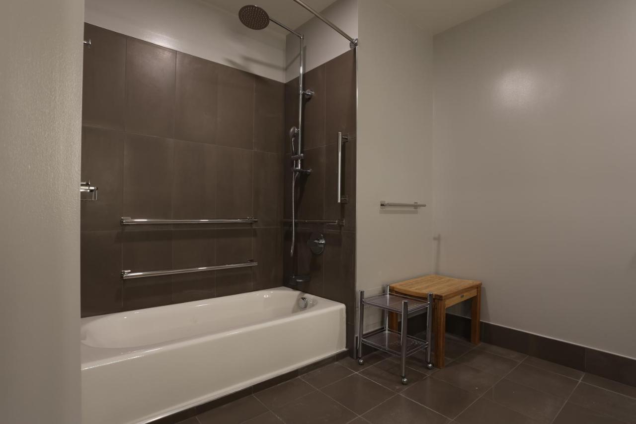 Cedartree Hotel Portland Hillsboro Dış mekan fotoğraf