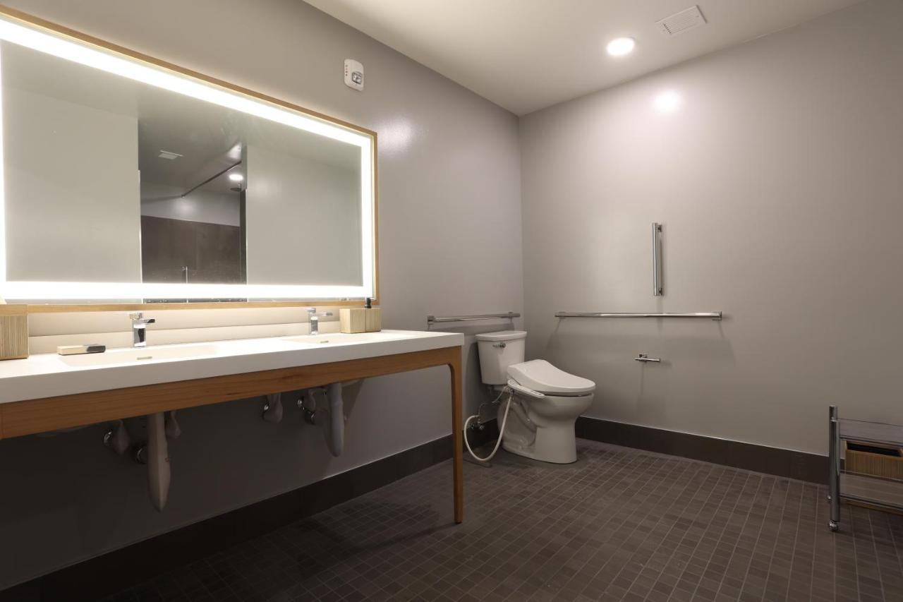Cedartree Hotel Portland Hillsboro Dış mekan fotoğraf